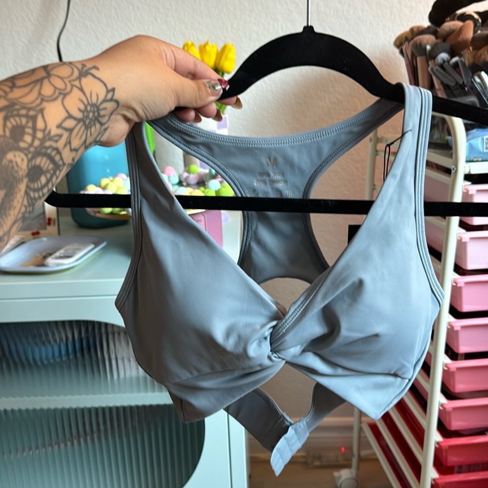 Kata active sports bra